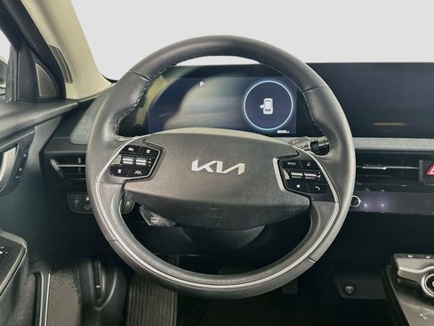 Used 2022 Kia EV6 Wind AWD/4WD image 17