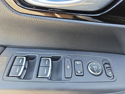 Used 2023 Honda CR-V EX-L image 27