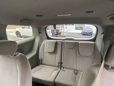 Used 2020 Kia Sedona LX image 20