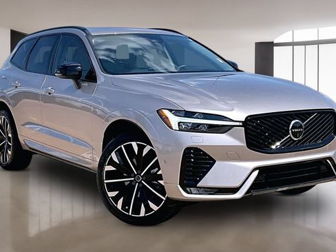 Used 2026 Volvo XC60 B5 Ultra w/ Protection Package Premier AWD/4WD image 11