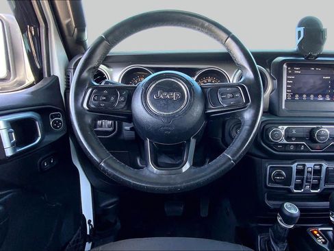 Used 2018 Jeep Wrangler Unlimited Sport S AWD/4WD image 6