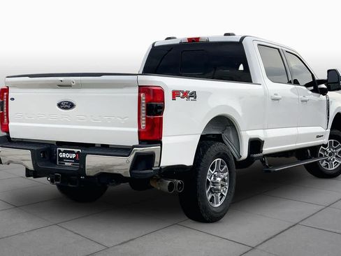 Used 2023 Ford F250 Lariat w/ Lariat Ultimate Package AWD/4WD image 12