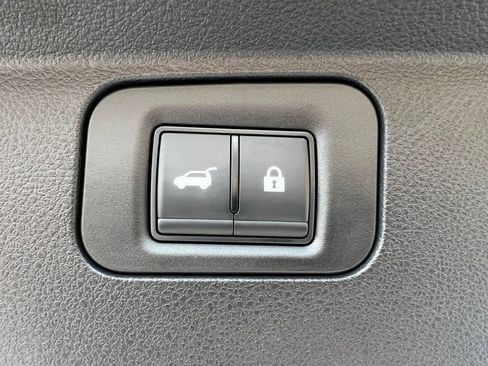 New 2026 Nissan Armada Platinum image 16