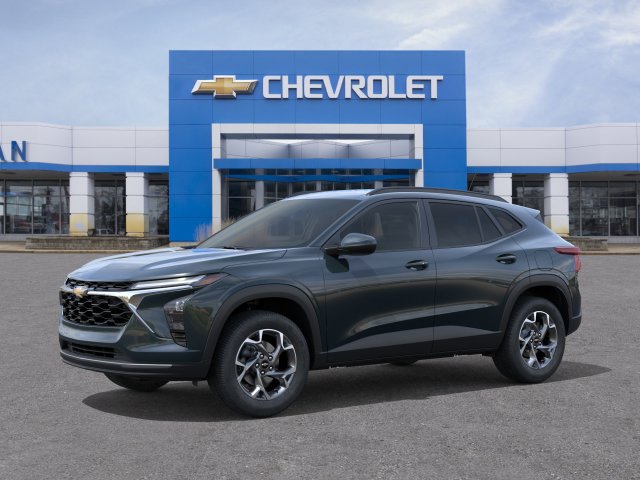 New 2026 Chevrolet Trax LT w/ Driver Confidence Package FWD image 2
