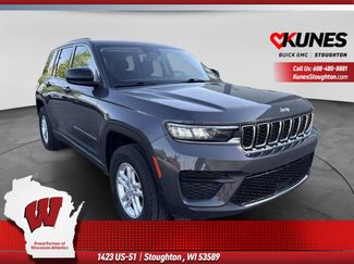 Used 2023 Jeep Grand Cherokee Laredo AWD/4WD video 1
