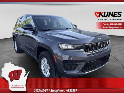 Used 2023 Jeep Grand Cherokee Laredo