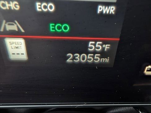 Used 2025 Kia Carnival LXS image 38