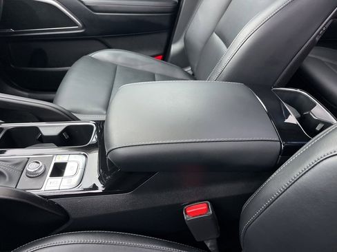 Certified 2024 Kia Telluride S w/ S Sunroof Package image 14