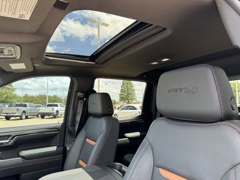 Used 2023 GMC Sierra 1500 AT4 w/ AT4 Premium Package AWD/4WD image 34