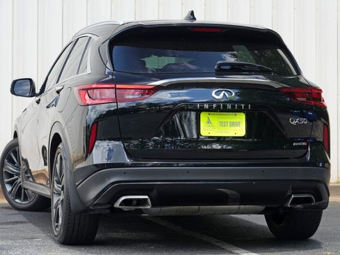 Used 2020 INFINITI QX50 Essential w/ Edition 30 Package FWD image 5
