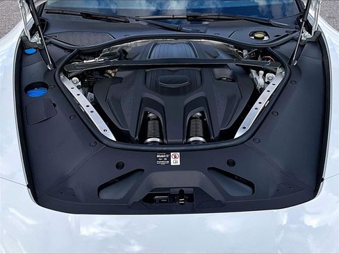 Used 2025 Porsche Panamera 4 image 23