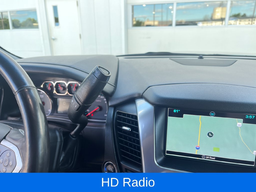 Used 2018 Chevrolet Suburban Premier AWD/4WD image 29