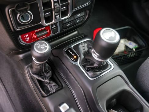 Used 2025 Jeep Wrangler Unlimited Sport S 4xe AWD/4WD image 21