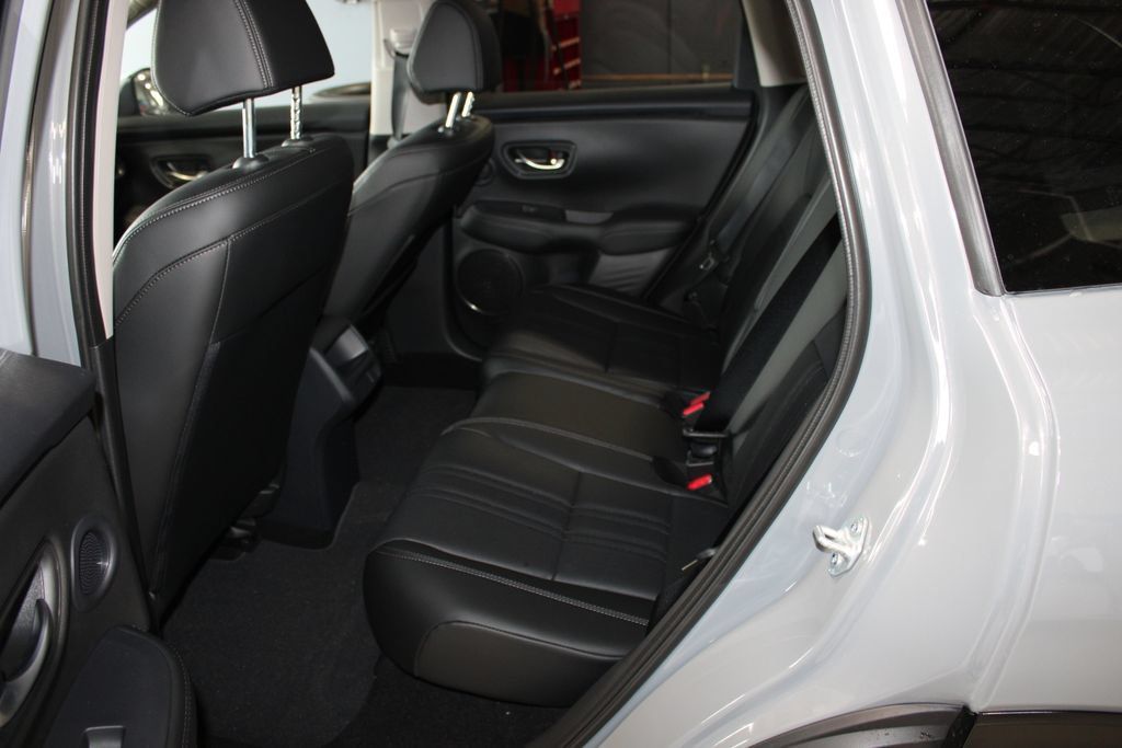 New 2027 Honda HR-V EX-L image 15