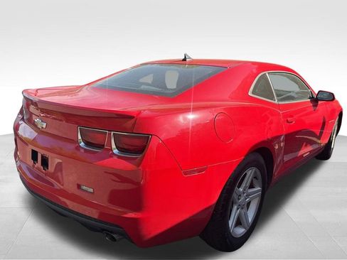 Used 2012 Chevrolet Camaro LT image 7