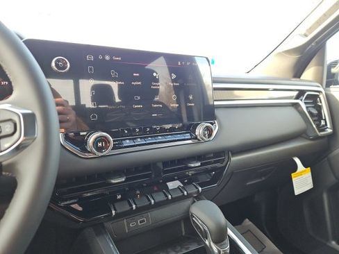 New 2026 GMC Canyon Elevation w/ Convenience Package image 32