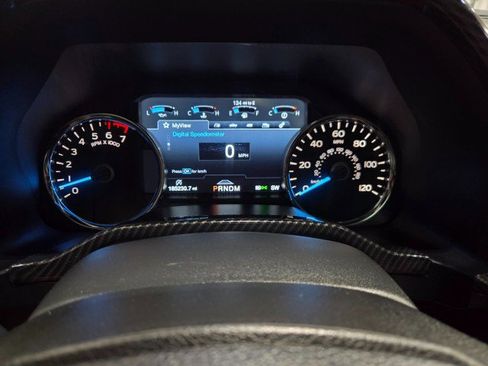 Used 2018 Ford F150 Platinum w/ Equipment Group 701A Luxury image 47