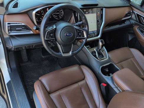 Used 2022 Subaru Outback Touring XT AWD/4WD image 27