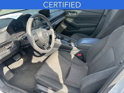 Used 2023 Honda Accord EX image 9