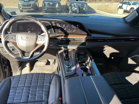 Certified 2023 Cadillac Escalade ESV Sport Platinum w/ LPO, ONYX Package image 11