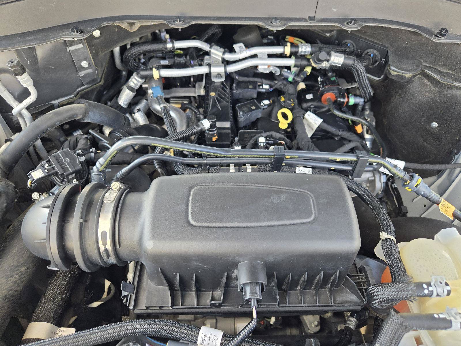 Used 2021 Ford Explorer XLT RWD image 30