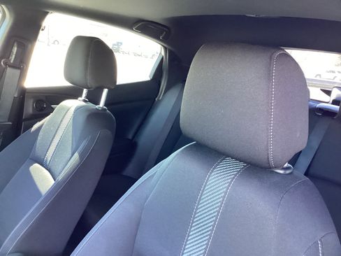 Used 2019 Honda Civic EX image 22