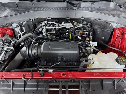 Certified 2022 Ford Explorer XLT w/ Equipment Group 202A image 30