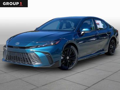 Used 2025 Toyota Camry SE