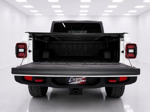 Used 2021 Jeep Gladiator Rubicon w/ Dual Top Group AWD/4WD image 9