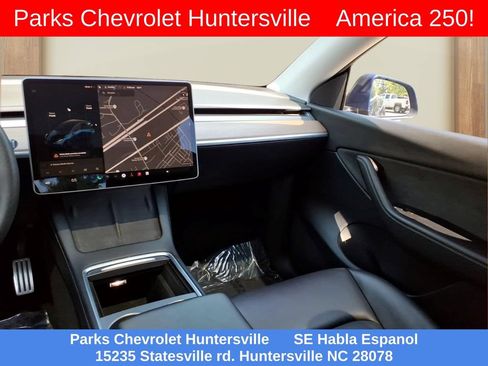 Used 2022 Tesla Model Y Performance AWD/4WD image 22