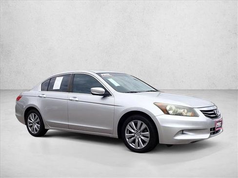 Used 2011 Honda Accord EX-L image 6