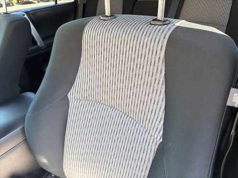 Used 2015 Toyota 4Runner SR5 AWD/4WD image 16
