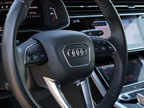 Used 2025 Audi Q7 3.0T Premium Plus AWD/4WD image 19