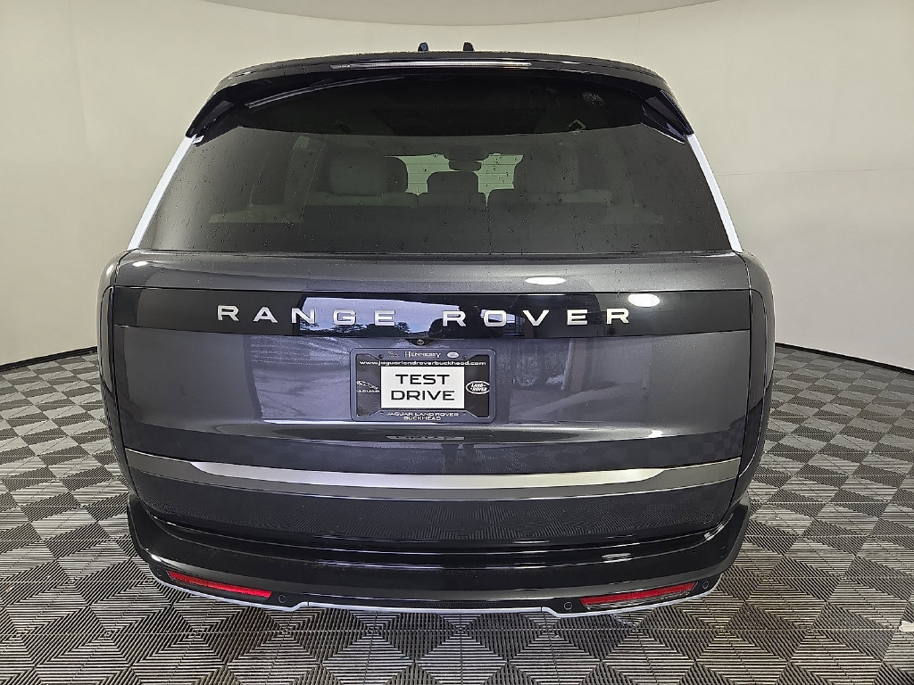 New 2026 Land Rover Range Rover Long Wheelbase SE AWD/4WD image 6