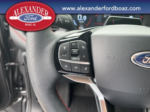 Used 2025 Ford Explorer ST-Line RWD image 25