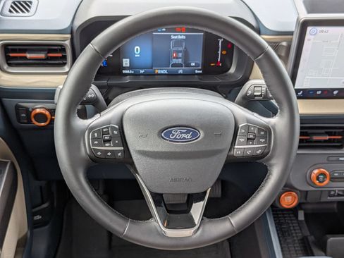 Used 2025 Ford Maverick Lariat AWD/4WD image 31