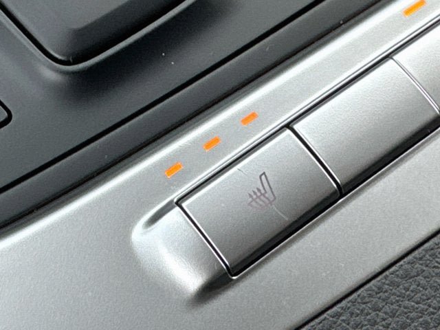 Certified 2026 Kia Carnival FWD image 20