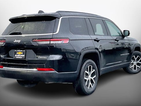 Used 2024 Jeep Grand Cherokee L Limited w/ Luxury Tech Group II image 12