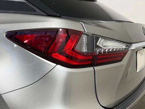 Certified 2022 Lexus RX 350 FWD w/ Premium Package image 12