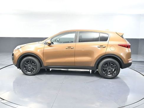 Used 2018 Kia Sportage LX image 9