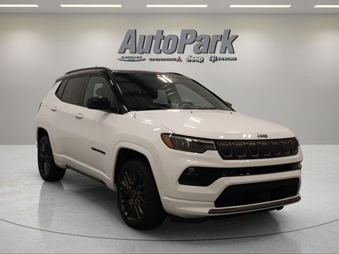 Certified 2022 Jeep Compass High Altitude AWD/4WD image 2