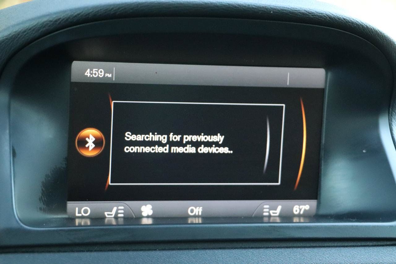 Used 2012 Volvo XC70 3.2 AWD/4WD image 18
