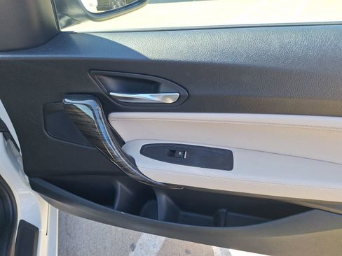 Used 2020 BMW 230i Convertible w/ Premium Package image 34