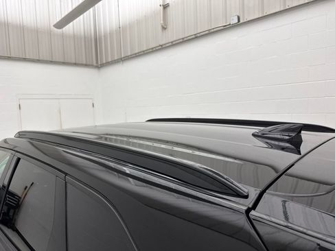 Used 2025 Chevrolet Blazer LT w/ Convenience Package FWD image 11