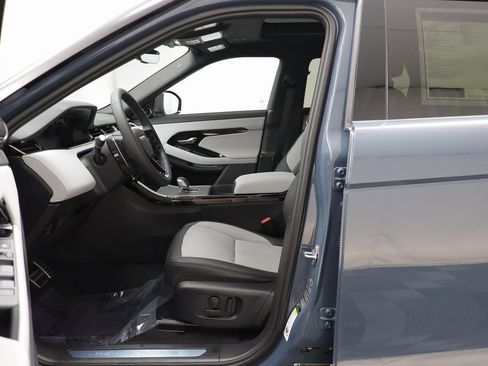 New 2026 Land Rover Range Rover Evoque Dynamic SE image 5