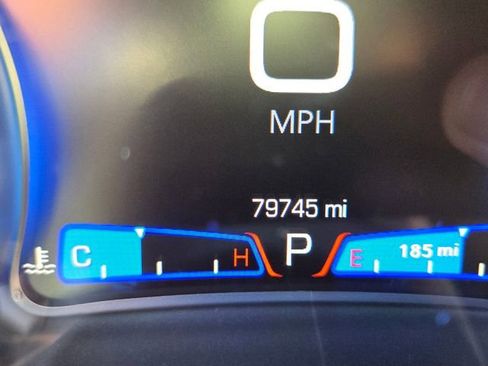 Used 2022 Chrysler 300 S image 32