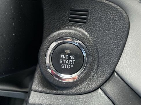 Used 2023 Subaru Outback Limited image 26