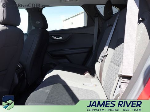Used 2021 Chevrolet Blazer LT image 17