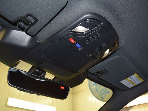 Used 2024 Subaru Outback Wilderness image 27