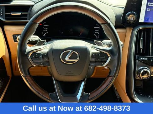 Used 2022 Lexus LX 600 4WD w/ Accessory Package (Z1) image 14